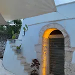 Trullo Pali 別荘 *